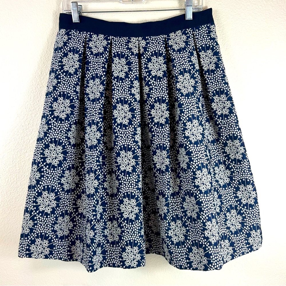 Boden Blue with White Embroidered Flowers Lined Pleated A Line Skirt, Size 8L
